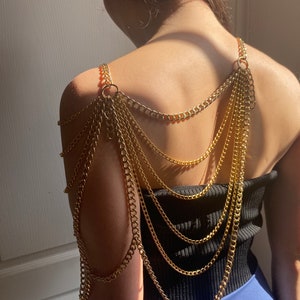 Multilayer shoulder Chain, layered shoulder necklace, shoulder decoration, fringed shoulder Chain, boho gold silver shoulder , rave outfit