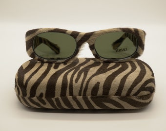 Gianni Versace Vintage Sunglasses NOS - Ultra Rare Limited Edition in CAVALLINO - Hand Made in Italy - With Original Case - Collector&#39;s Item