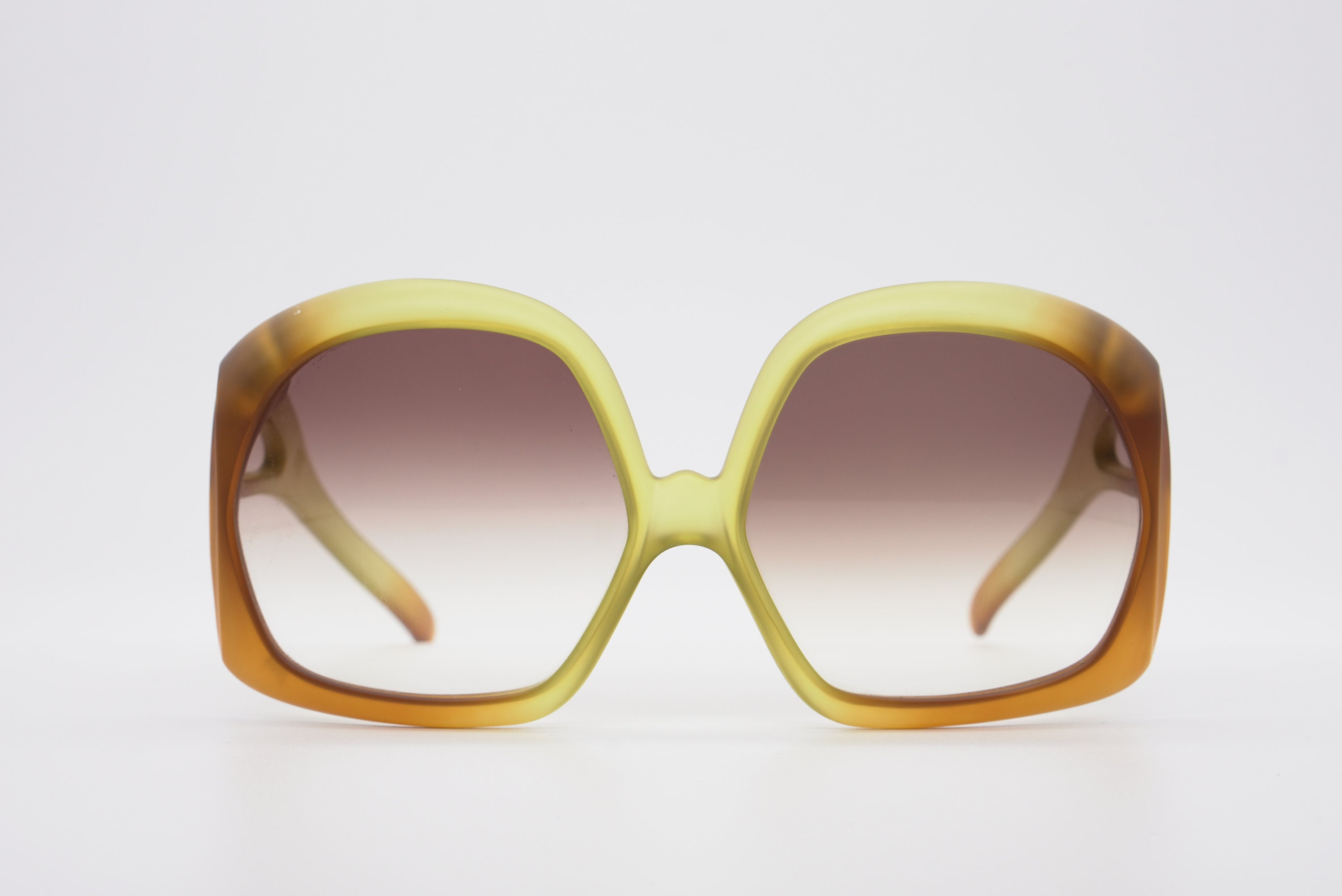 ディオールオム　サングラス　Made in Austria Christian Dior Monsieur Sunglasses 2080 60 57-14 Optyl Olive