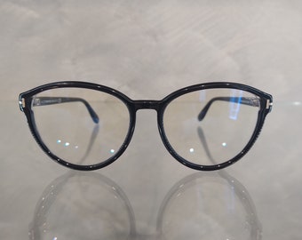 Tom Ford Vintage Sonnenbrille NOS – Mod. TF5706B – Col. 001 – 55/17 – neu und perfekt – mit Originaletui und zertifizierten Gläsern