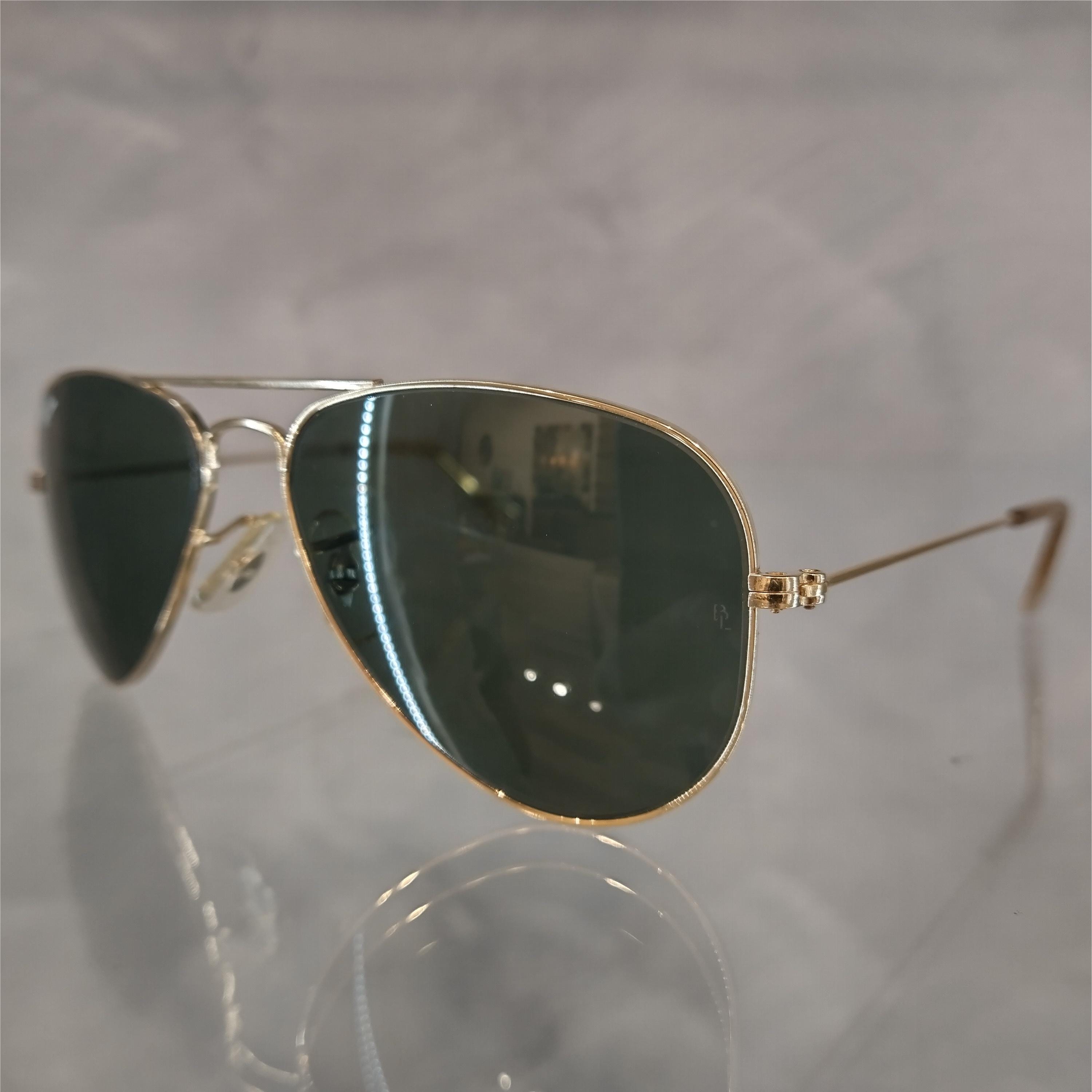 Ray Ban B&L Vintage Sunglasses NOS - Mod. Aviator - Col. Gold - 52