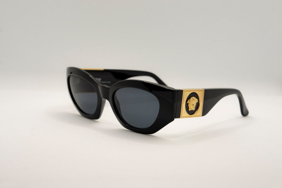Gianni Versace Sunglasses Vintage NOS Mod. 420/C Col. 852 Gianni Versace Sunglasses Vintage NOS Mod. 420/C Col. 852