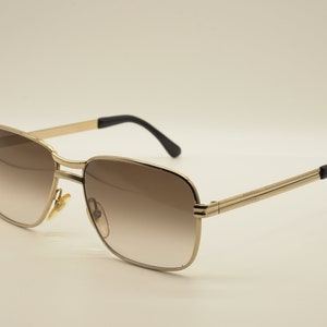 Vintage Sunglasses NOS - New and Perfect from &#39;70 - Gold - High Quality Frame