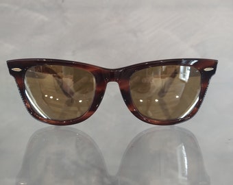 Vintage Black RAY BAN WAYFARER / Bausch & Lomb / Made in