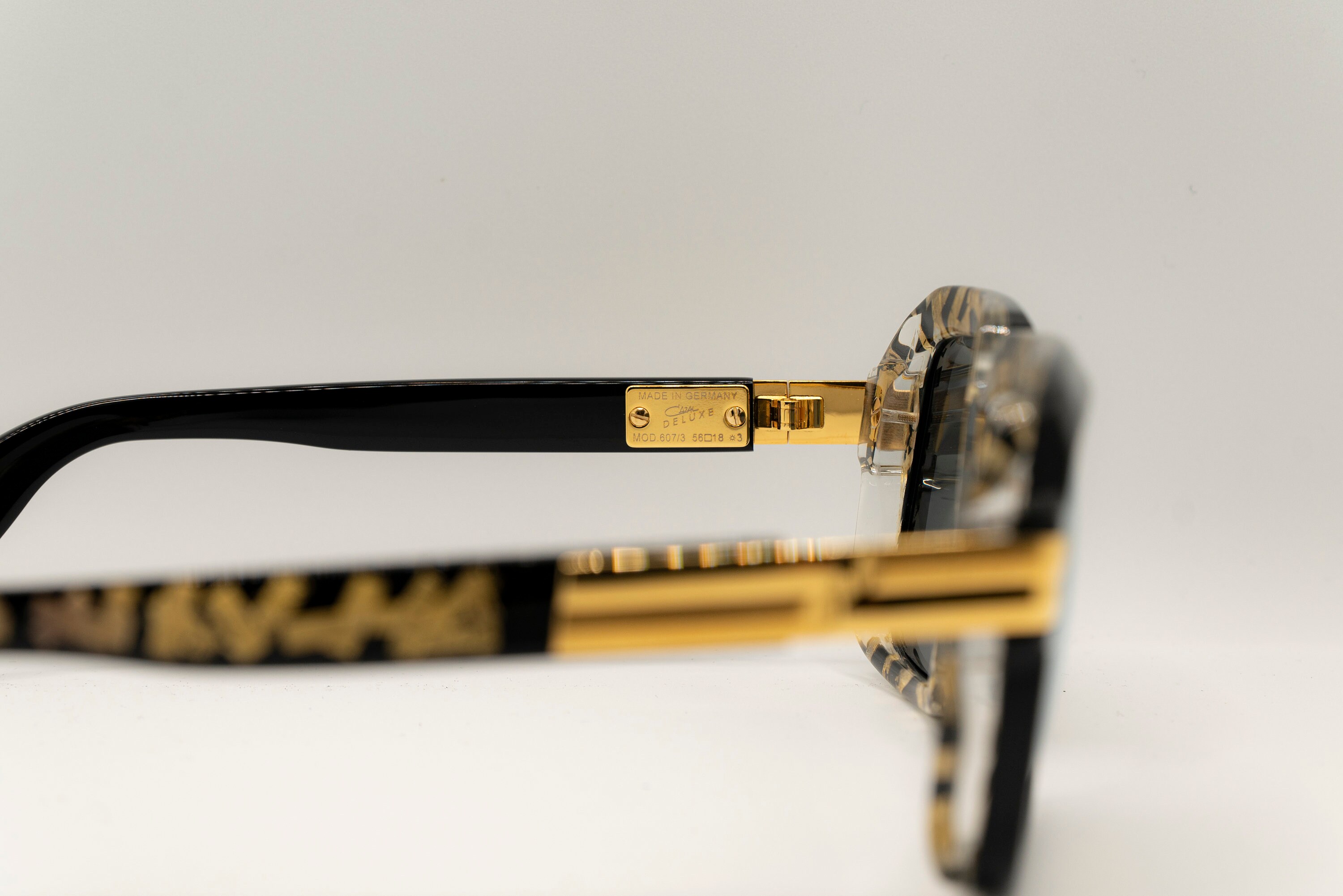 Cazal Legends Vintage Sunglasses NOS - Mod. 607/3 DELUXE - Gold