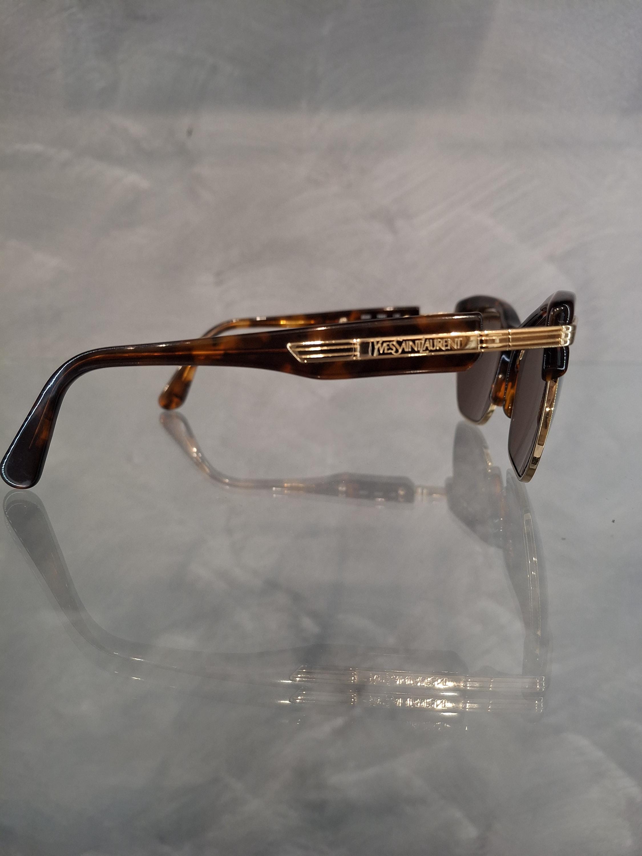 Yves Saint Laurent Vintage Sunglasses NOS - Mod. 6520 - Col. Y654
