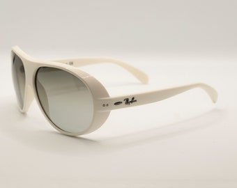 Ray Ban Vintage Solglasögon NOS - Mod. RB 4112 - Färg 671/8G - Nya och Perfekta med Originalfodral - Sällsynt Modell och Färg