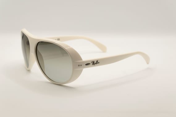 Ray Ban Vintage Sunglasses NOS - Mod. RB 4112 - Col. 671/8G - New