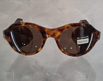 Gafas de sol Valentino Vintage NOS - Mod. V630 - Col. 605 - Nuevo - Modelo poco común con solapas laterales de cuero extraíbles - Con estuche original