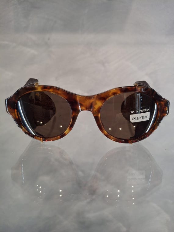 Valentino Vintage Sunglasses NOS - Mod. V630 - Col. 605  display picture 2