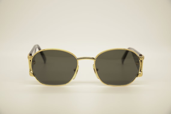 Gianni Versace Vintage Sunglasses NOS - Mod. S61 - Col. 030 - New