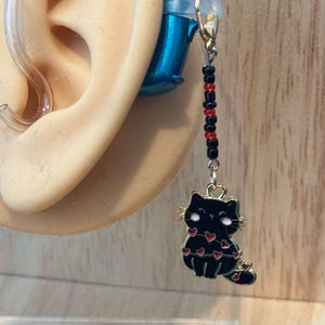 Valentine&#39;s Day Black Cat with Hearts Hearing Aid Accessories