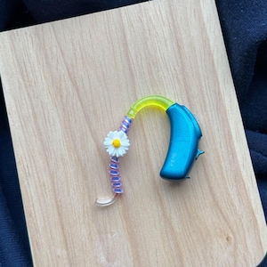 Daisy Charm Hearing Aid Tubie Accessory