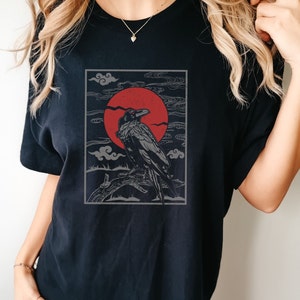 Gothic Raven Red Moon Tarot Card shirt witchcore dark academia crow gift COMFORT Colors Unisex Tee T-Shirt
