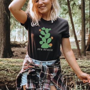 Retro Cactus New Mexico Trendy 2023 state pride gift souvenir Unisex Jersey Short Sleeve Tee T-Shirt
