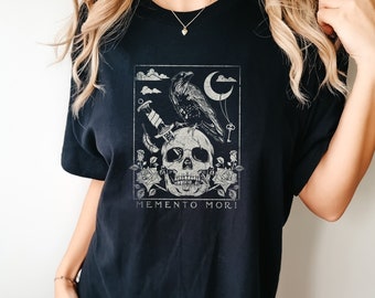 Aandenken Mori Tarotkaart Raaf Skull Dark Gothic Academia Cottagecore COMFORT Colors T-shirt uniseks