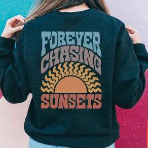Summer Beach oversized Aesthetic Chasing sunsets trendy beach shirt for women  Unisex Crewneck Sweatshirt