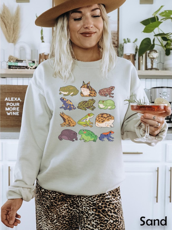 Cute Frog Shirt, Cottage Core, grunge toad emo shirt aesthetic goblincore  Unisex Crewneck Sweatshirt