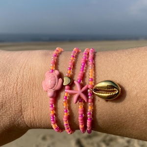Pink orange beach bracelets, stackable seed bead bracelets, stretch beaded bracelet, minimalist bracelet, turtle starfish shell, gift