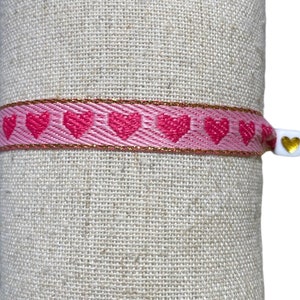 Pulseras de cinta, Pulseras de festival, Pulseras de verano, Pulseras de neón, regalo hecho a mano Hearts dark pink