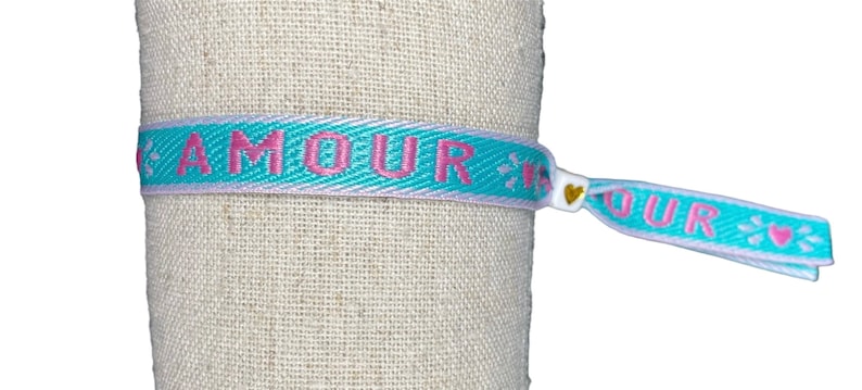 Braccialetti a nastro, braccialetti Festival, braccialetti estivi, braccialetti Neon, regalo fatto a mano Amour blue