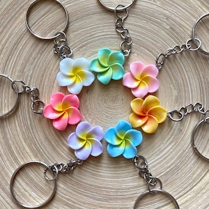 Porte-clés Plumeria, Porte-clés de plage, Porte-clés fleur hawaïenne, Porte-clés bohème, Porte-clés d'été, Porte-clés preppy, Bijou de sac, cadeau pour elle