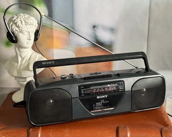 Vintage Sony Modell CFS-201 Boombox tragbarer Stereo AM / FM Radio Kassettenrekorder mit Bluetooth Adapter getestet und funktioniert