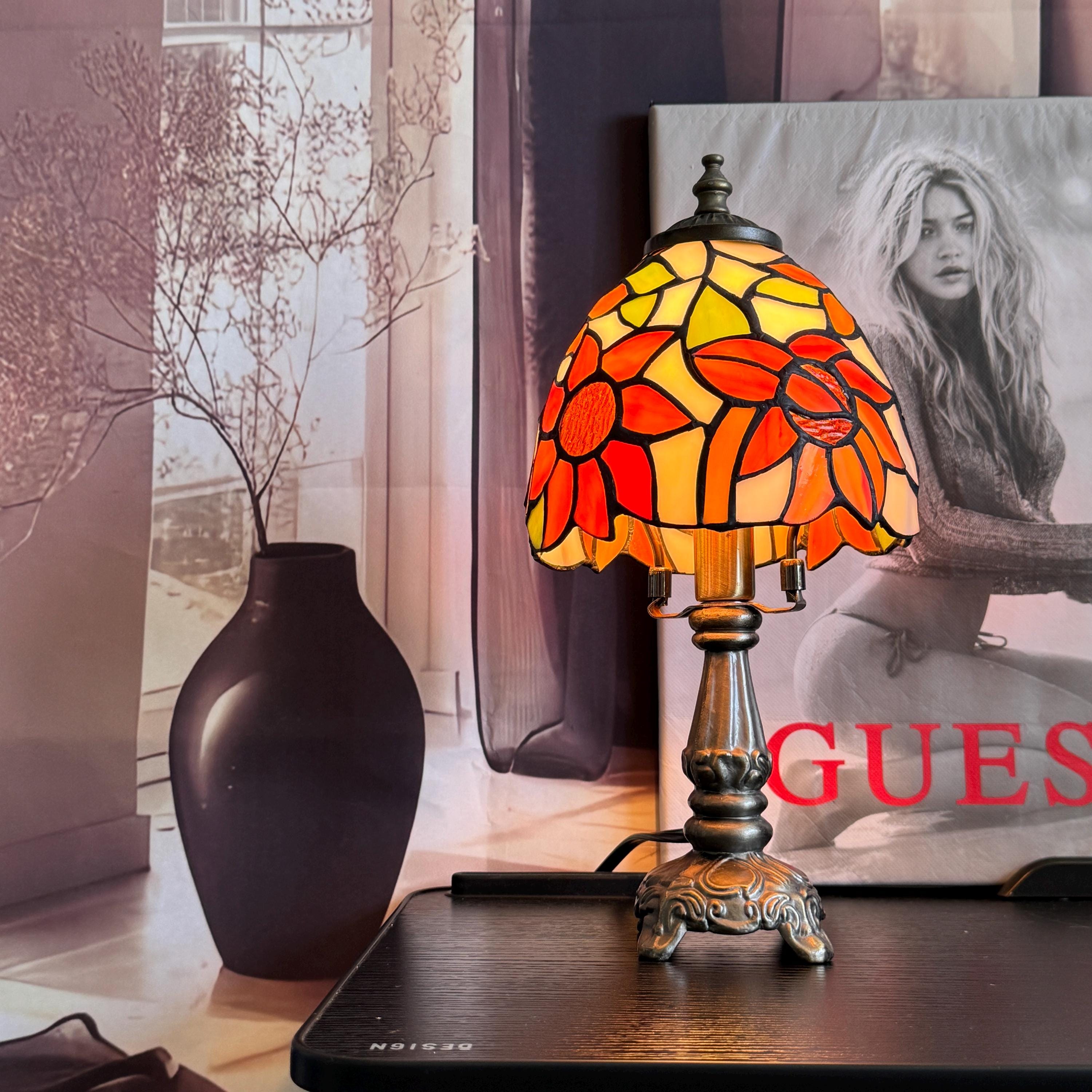 購入 ティファニースタイル ライトテーブルランプ ベッドサイド