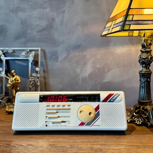 Vintage 1980s Prosonic Model PCR-255 AM/FM Digital Stereo Alarm Clock Radio Tested