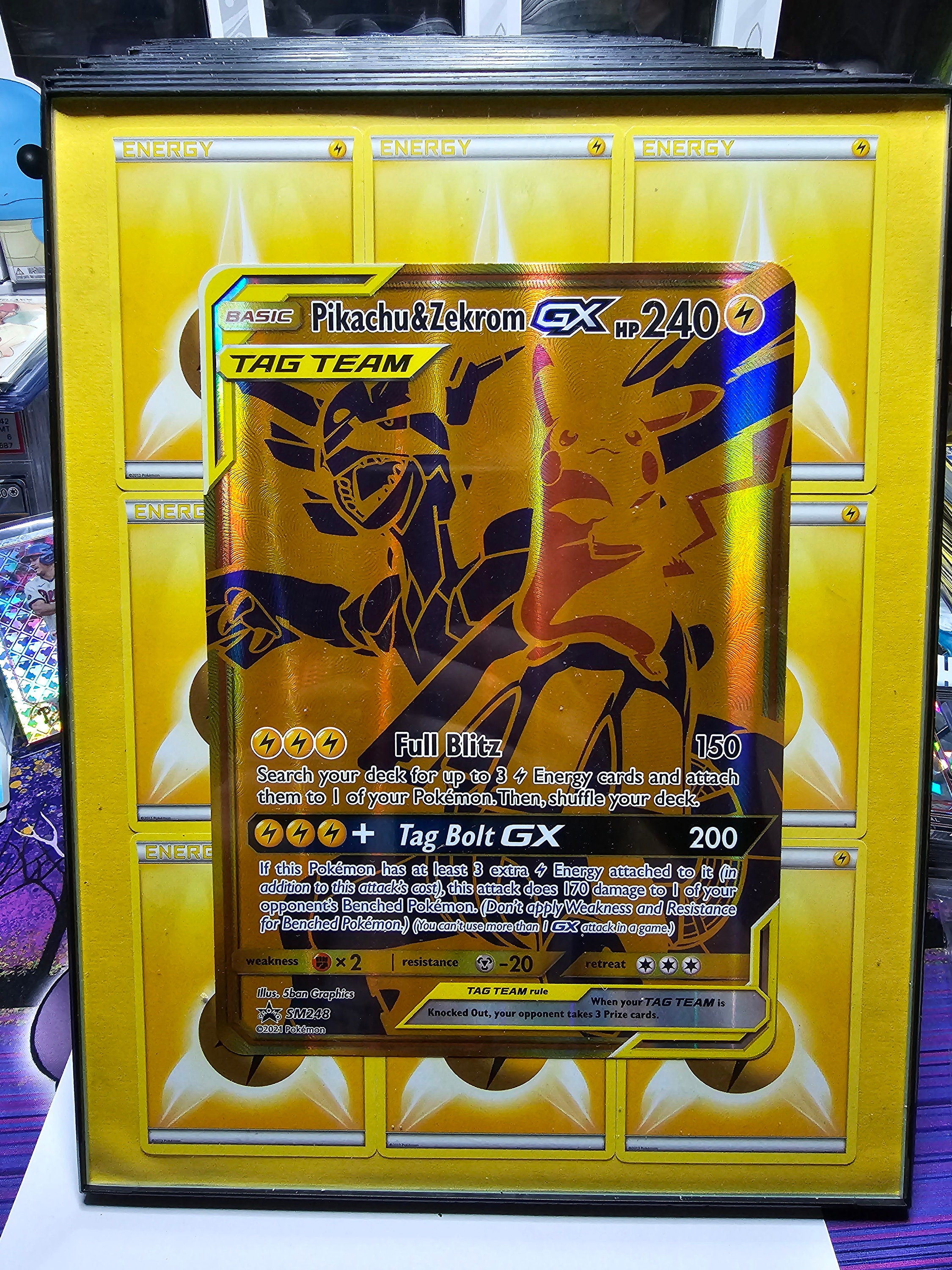 Carta Pokémon GX Pikachu e Zekrom - Hobbies e coleções - Lourdes