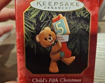 Hallmark Keepsake Ornament Child&#39;s Fifth Christmas Dated 1999 Childs Age-R