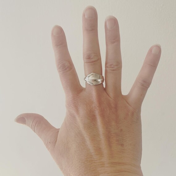 Vintage Belcourt Demi Spoon Ring Gem