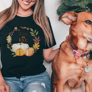 Herbst In Love T-Shirt, Herbst Shirt, Kürbis T-Shirt, Herbst Shirt, Thanksgiving Tshirt, Thanksgiving Sweatshirt, Just A Girl Who, Herbst