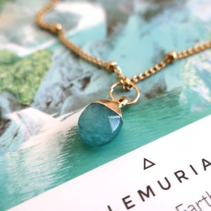Jade Sea Necklace, Healing Jade Energy, Serenity and Balance, Hypoallergenic Stainless Steel Chain Gold Necklace