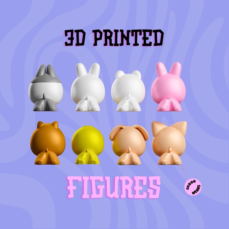 Pu&ograve; includere: Otto figure stampate in 3D in vari colori e forme di animali. Le figure sono disposte in due file da quattro. Il testo "3D PRINTED" &egrave; sopra le figure e il testo "FIGURES" &egrave; sotto le figure.