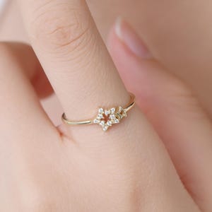 14K Solid Gold Twin Star Hollow Moissanite Ring, Bead Pattern Diamond Thin Band Ring, Dainty Double Star Alliance Band, Stackable Ring