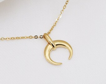 Collar de luna de oro macizo de 14 quilates, collar de media luna, colgante de media luna de oro, collar de luna personalizado, delicado colgante de luna de oro, collar celestial