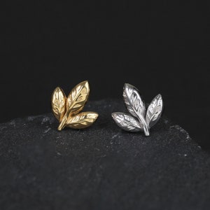 14K Gold Plated Leaf Stud Earring, 925 Sterling Silver Couch Earlobe Stud Earring, Helix Cartilage Stud Earring Threadless Pin Earring.
