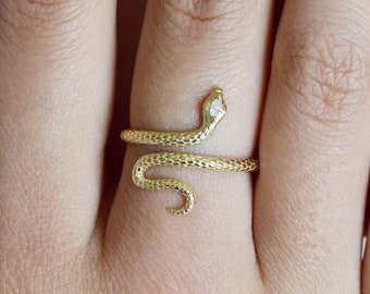 14k Solid Gold Snake Ring Moissanite Serpent Ring Handmade Ring Fashion Stackable Ring Gothic Ring Snake Jewellery Snake Statement Jewellery