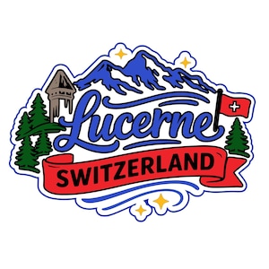Puede incluir: Una pegatina con la palabra "Lucerna" en azul sobre "Suiza" en rojo, con una bandera suiza, montañas, árboles y estrellas. El diseño tiene un borde blanco y está sobre un fondo blanco.