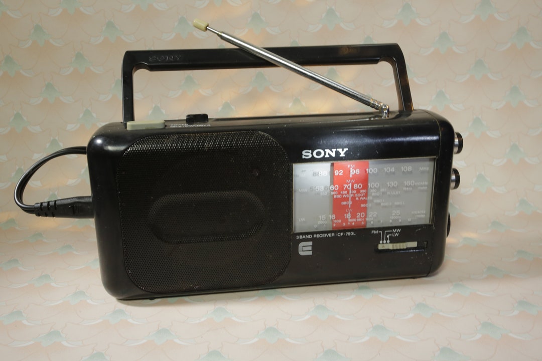 Calamidad mesa La oficina Sony ICF-506 Sintonización analógica portátil Vintage FM / AM - Etsy España Calamidad mesa La oficina Sony ICF-506 Sintonización analógica portátil Vintage FM / AM - Etsy España