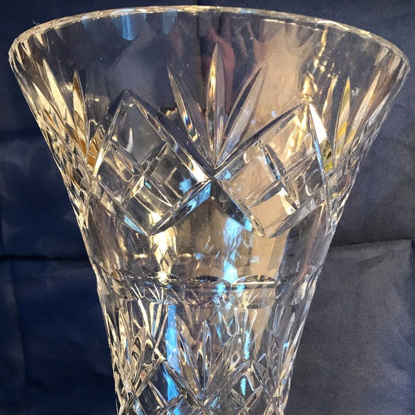 Vintage Large Crystal Flower Vase - 21cm H x 16.5 W (vase opening)