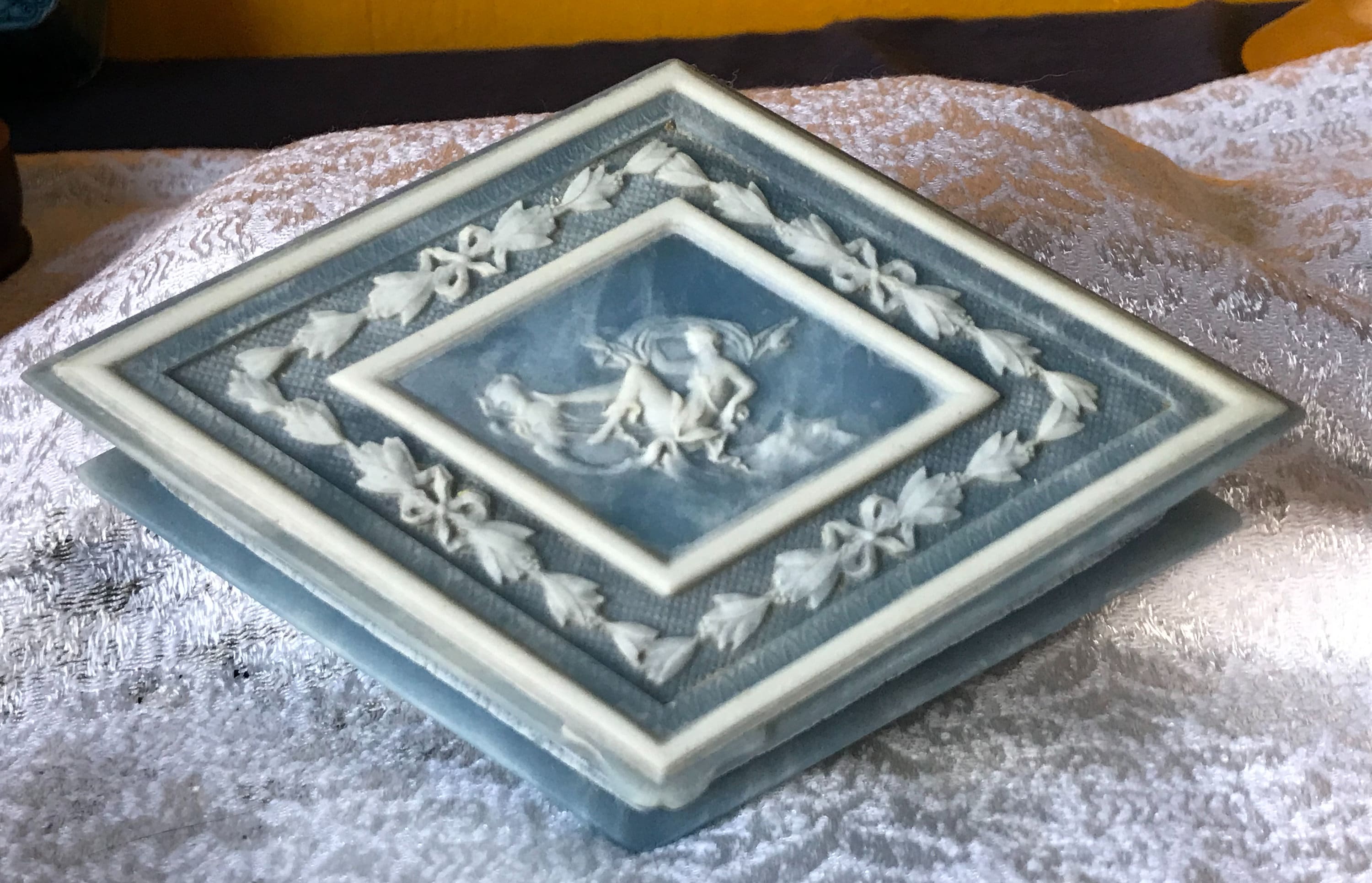 アンティーク雑貨 INCOLAY Cameo antique Vintage Incolay Stone Cameo Jewelry Box: USA Made Trinket Box - Etsy