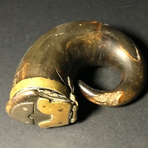 19thcent. Scottish Ram Horn Snuff Mull, Brass Mounted Top, c. 1820 Smoking/Tobacciana