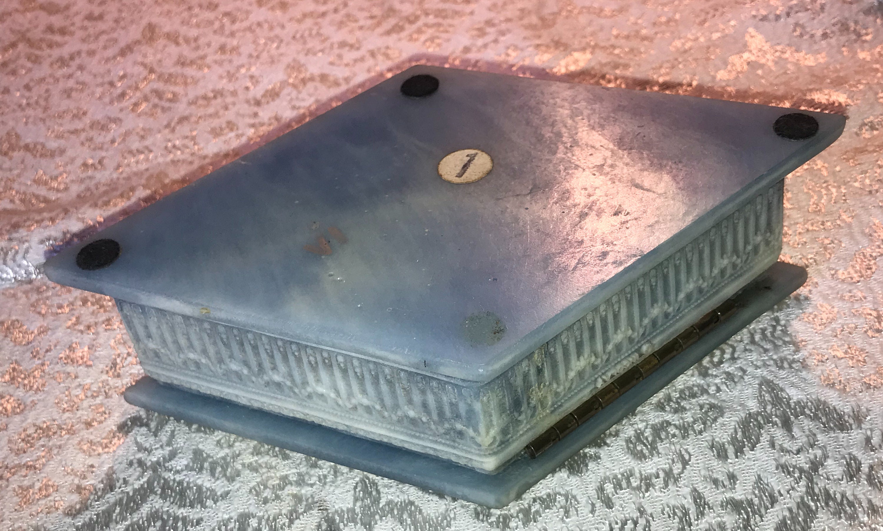 ヴィンテージインコレイストーンカメオジュエリーボックス：アメリカ製