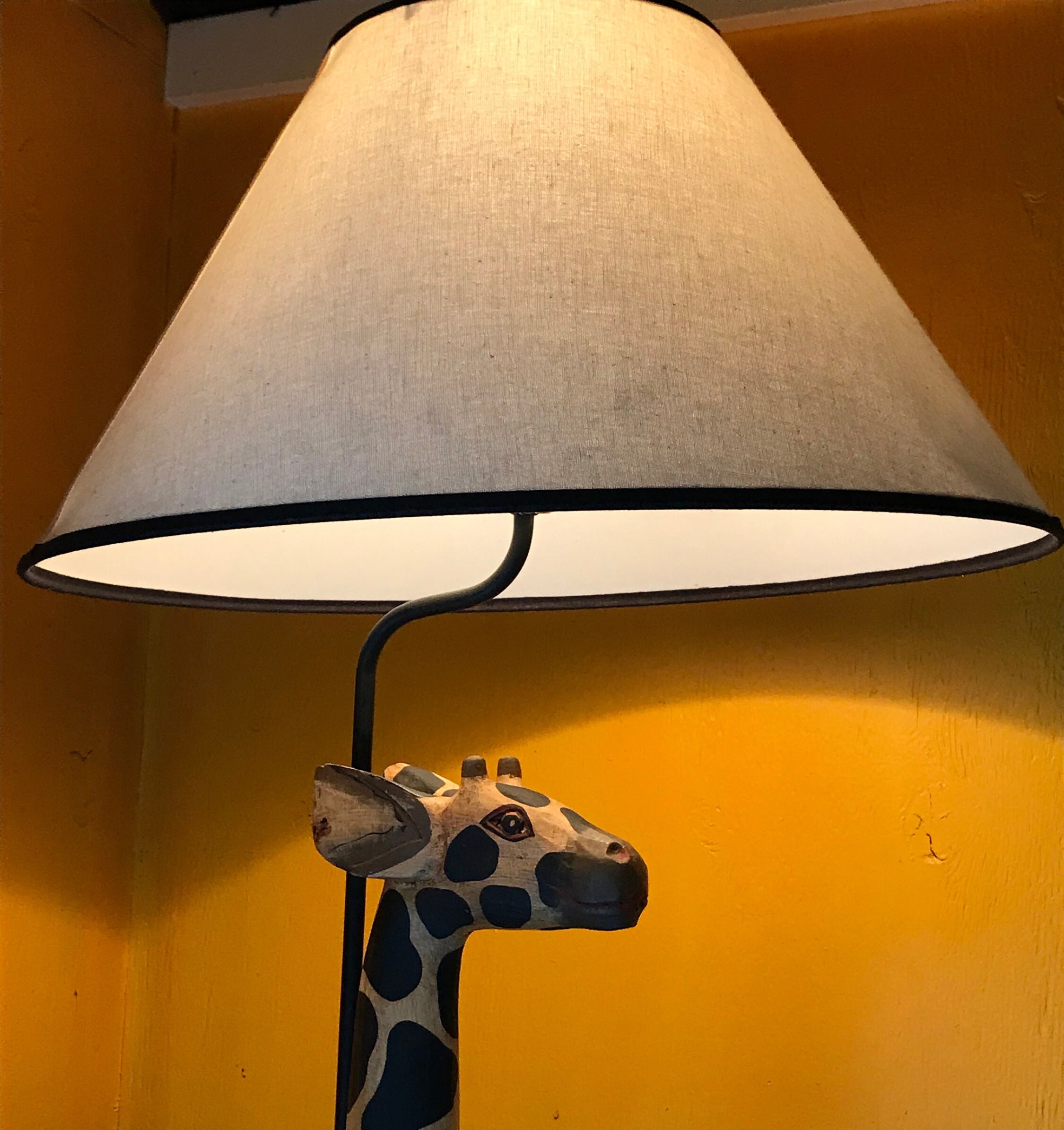 Giant 2024 giraffe lamp