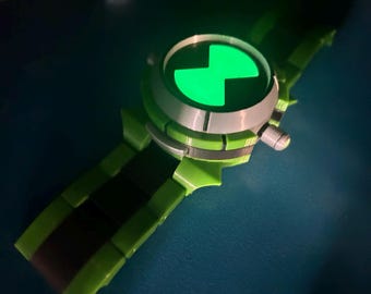 Lot Ben 10 Alien Force - Montre Omnitrix + 8 Figurines + 9 Cristaux - Bandai
