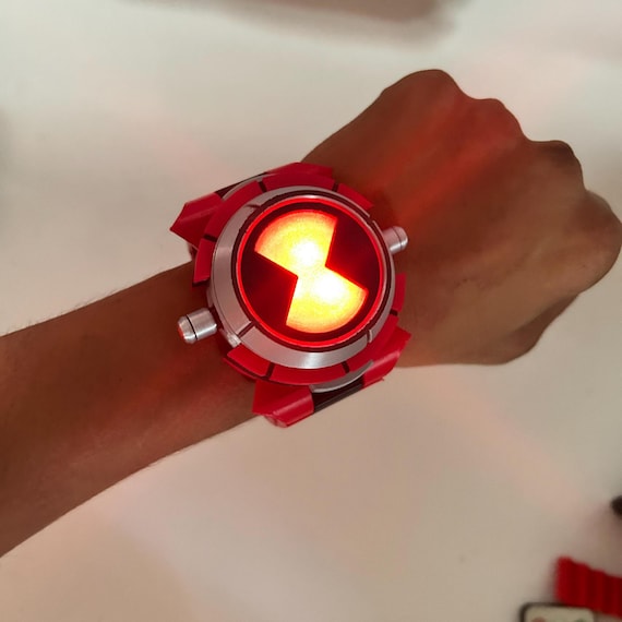 Ben 10 オムニトリックスUltimate Omnitrix Ben10 オムニトリックス腕時計おもちゃ日本プロジェクター