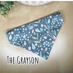 Personalized dog bandana, dog gift, custom dog bandana, flower bandana, collar bandana, over the collar bandana, girl dog bandana