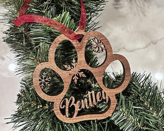 Pet ornament, personalized pet ornament, custom pet ornament, pet Christmas ornament, dog mom gift, pet gift, personalized ornament